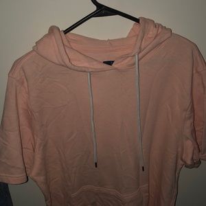 PINK HALF SLEEVE HOODIE VERY STYLISH